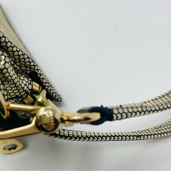 Juicy Couture Gold Wristlet Vegan Leather - Picture 7 of 16